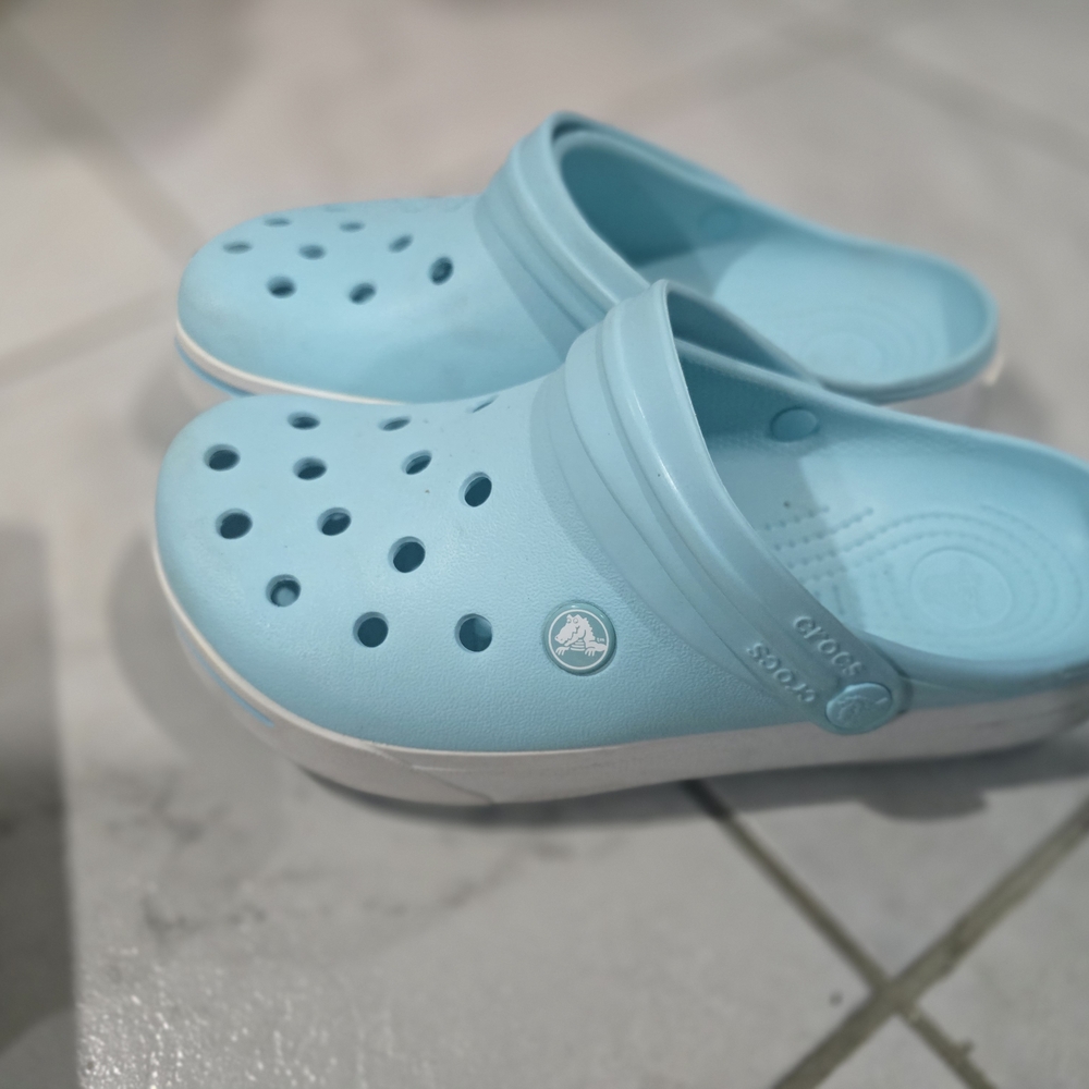 CROCS Women's Sky Blue Slip-On Slippers - Picture 2 of 5